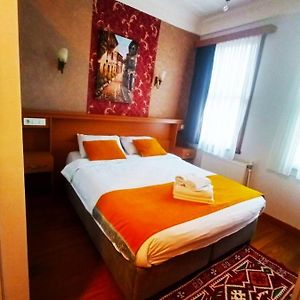 Lebon Hotel-Special Class